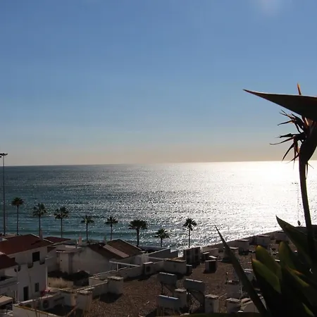 Ocean And Pool Apartmán *